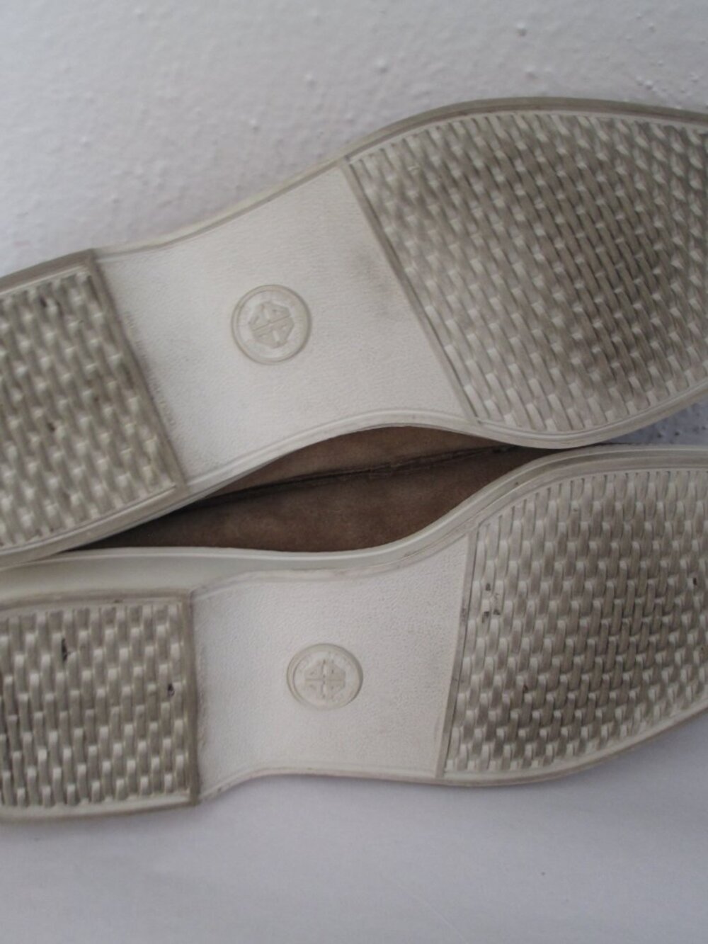 Alden Offshore Mens Suede Loafers One Design Size 9.5 C Tan Boat Shoe Deck Grip - Picture 6 of 9